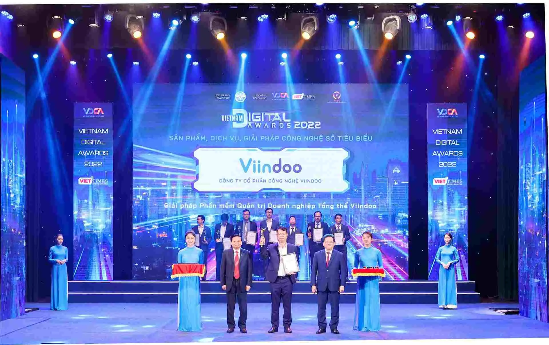 Viindoo's representative at Vietnam Digital Awards